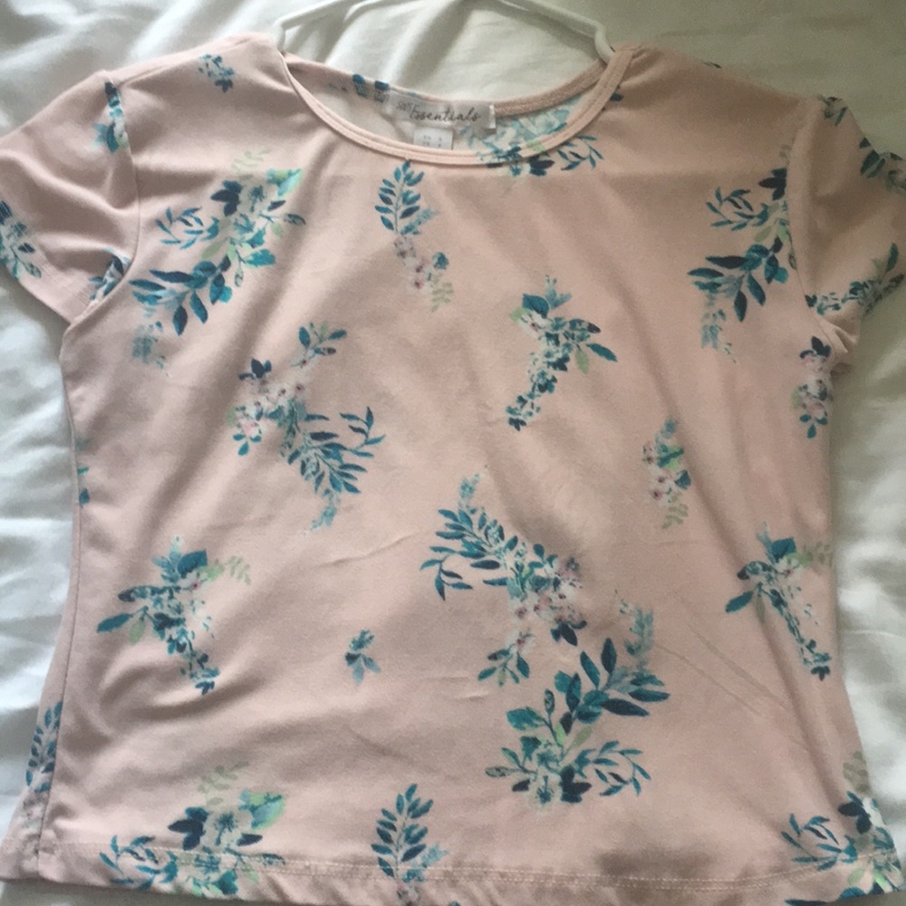 Woman’s crop top